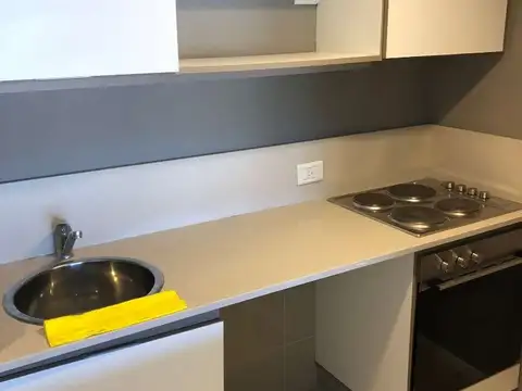 Departamento en Alquiler con 1 cocheras