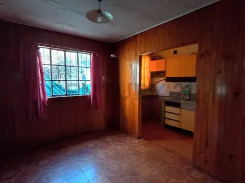 Casa en Alquiler en Villa Gobernador Udaondo, $ 750.000