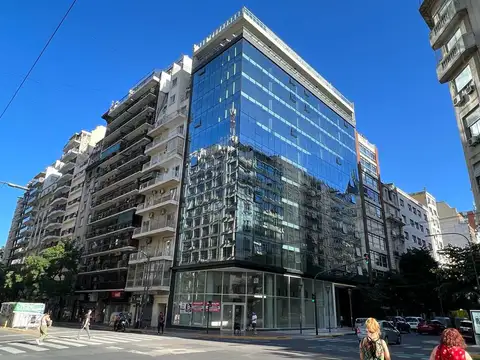 Oficina en Tribunales, 135 m2, diseño moderno, amenities, zona estrategica.