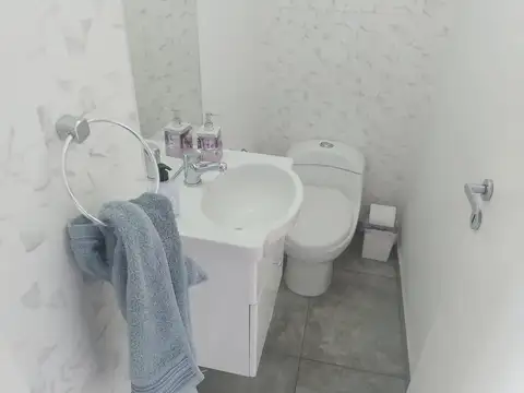 Departamento 3 ambientes con 2 baños