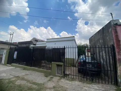 CASA 3 AMBIENTES VENTA CIUDADELA