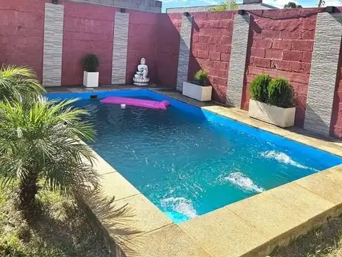 Casa Monoambiente con 2 baños