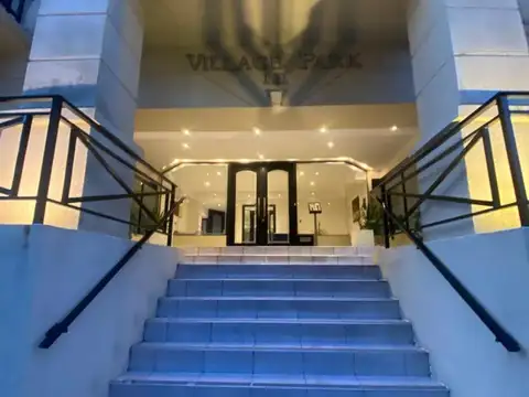 SEMIPISO DE TRES AMBIENTES ; PLAYA GRANDE