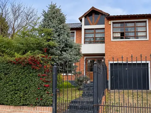 DUPLEX EN VENTA 3 DORMITORIOS, SANTA GENOVEVA
