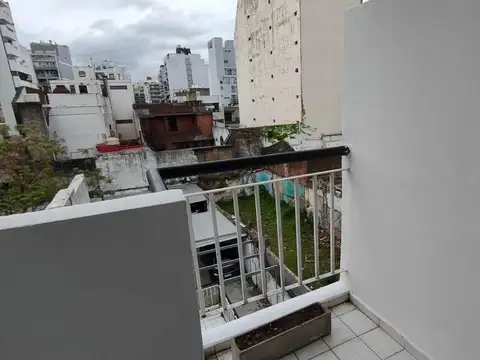 Av. Independencia 4300 Monoambiente Balcón Contrafrente ALQUILER Almagro