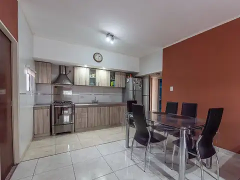 Depto Tipo Casa 4 ambientes con 1 baño