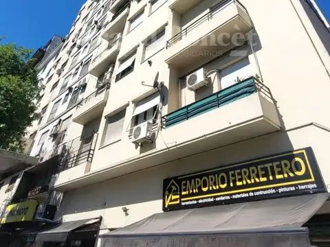 Departamento 3 Ambientes con Balcón