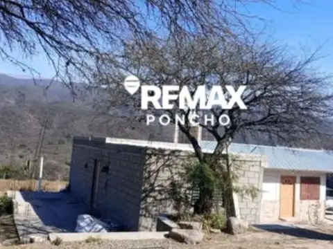 SE VENDE LOTE 8 HEC CON CASA A ESTRENAR LA PUERTA