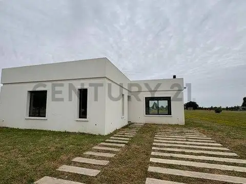 CASA EN VENTA A ESTRENAR LA FEDERALA, LOBOS