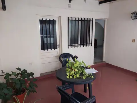 Depto Tipo Casa en Venta de 2 ambientes