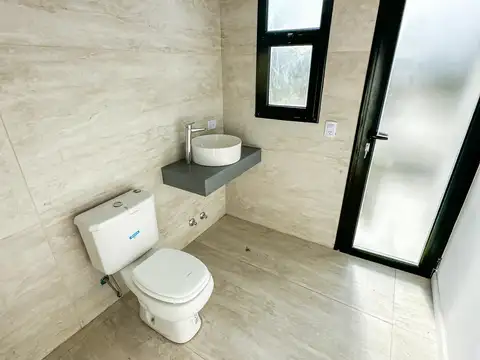 Casa en Venta en Medal  CC  - Pilar - 7 ambientes