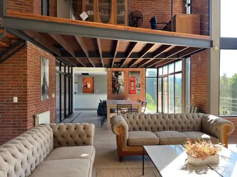 Casa en Venta en Carilo, USD 399.000