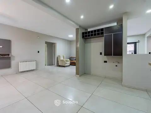 VENTA - Casa de 2 plantas con 5 dormitorios - Club Logaritmo Rugby, Santa Fe.