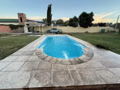 Casa-quinta Barrio Lowo Che, Carpintero 58