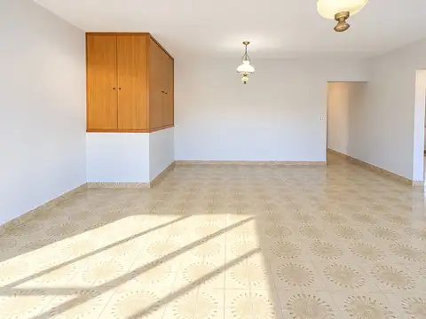 Depto Tipo Casa en Alquiler de 2 dormitorios