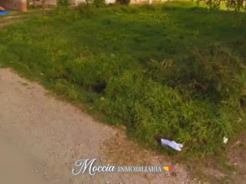 Lote sobre calle Folkestone 1019