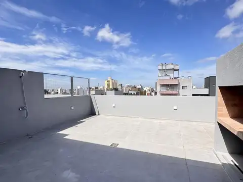 Duplex 3 1/2 en venta en San Martín con terraza a estrenar