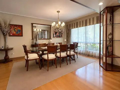 Departamento en Venta de 5 dormitorios