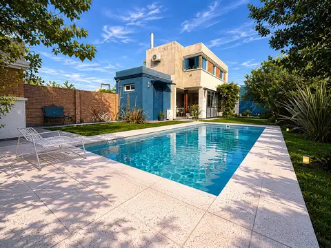 VENTA CASA 2 DORMITORIOS CON PILETA EN TDS1, ROLDAN