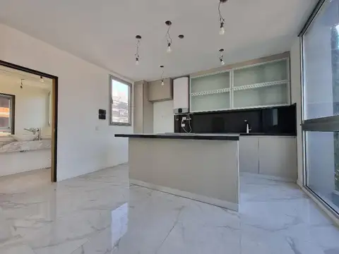 9 DE JULIO 100, Piso 5