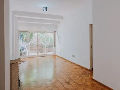 Departamento en Venta 2 dormitorios c/patio - Buenos Aires al 900
