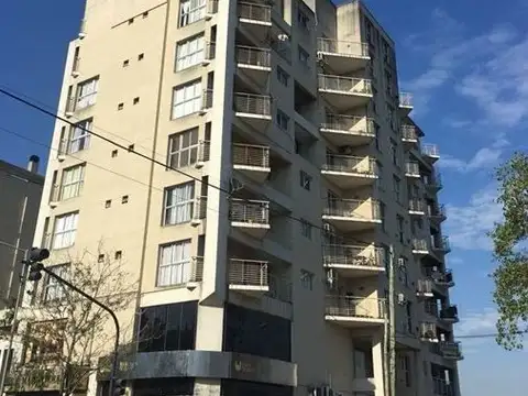 Sargento Cabral 1300, Piso 1