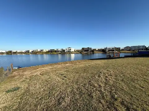 Terreno en Venta de 944,0 m2