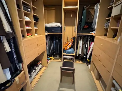 Única casa 5 Amb s/Jauretche. Lote 500m piscina