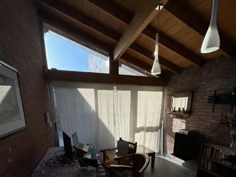 Depto Tipo Casa en Venta de 4 dormitorios