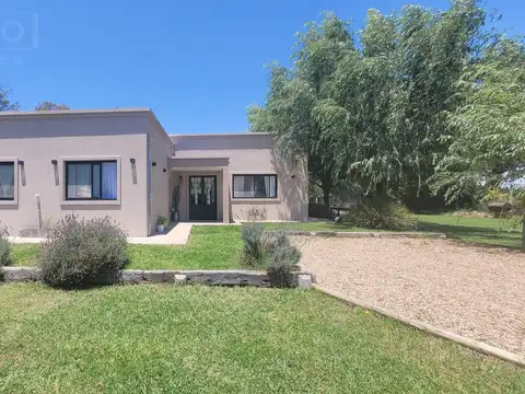 Alquiler Temporal Casa 4 Ambientes Barrio Parque Sakura 3, Exaltación de la Cruz