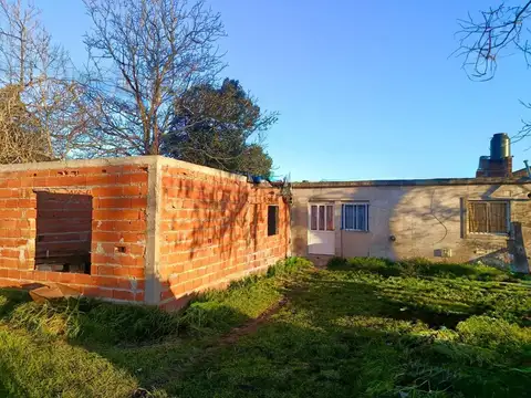 Casa en venta estilo loft, amplio lote.