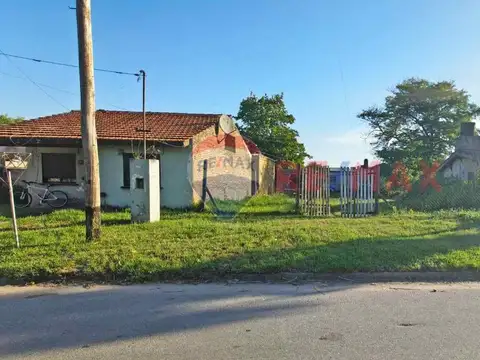 Casa en venta estilo loft, amplio lote.