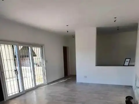 Casa en Venta en Arana, USD 150.000