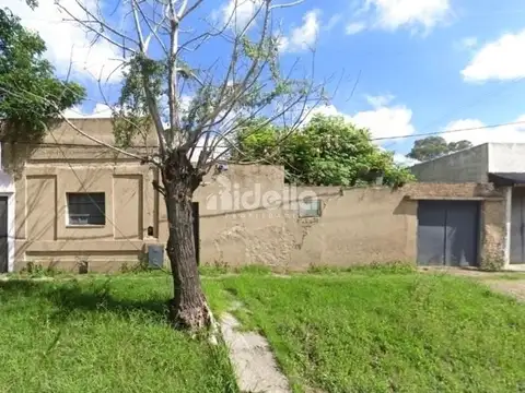 C.73 233 entre 115 y 116, Villa Elvira