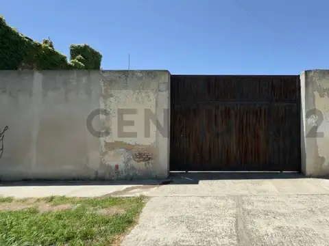 Calle 25 de Mayo entre Rivadavia y Moreno 100, Piso 0