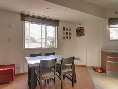 Depto Tipo Casa en Venta en Monte Castro, USD 155.000