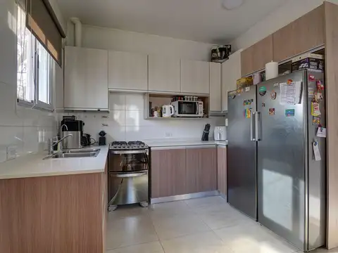 Depto Tipo Casa en Venta 56 años