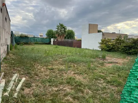 Terreno en Venta en Los Corralitos, USD 18.500