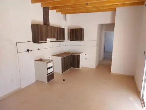 DEPARTAMENTO EN BARRIO INKA CON COCHERA