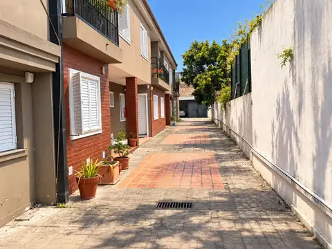 Avenida Alberdi 400