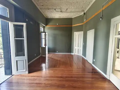 ALQUILER OFICINA EN VILLA DEVOTO.