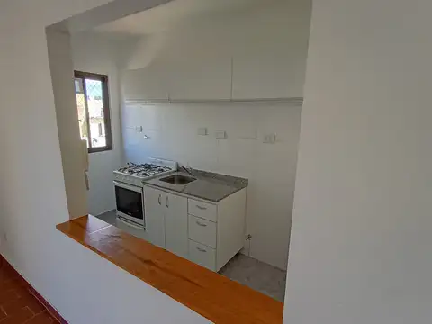 Departamento en Alquiler en Balvanera, $ 650.000
