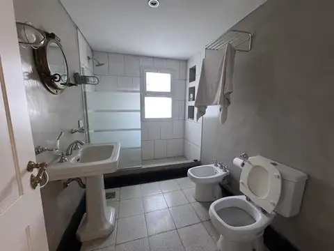 Casa en Alquiler en San Sebastián, USD 2.800