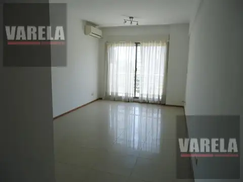 Av. Diaz Vélez 4600 P.9° Se vende C/RENTA- 2 amb. Fte. c/balcón. Cochera fija-cub. Amenities. Parque