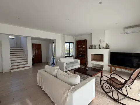 Casa en venta en Pilará, La Calesa - URDAPILLETA PROPIEDADES