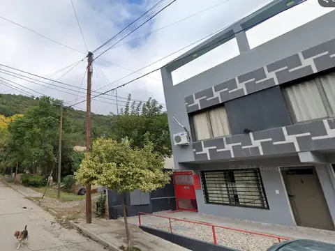 Departamento en Venta 2 Dormitorios con Patio y Cochera en Villa Carlos Paz