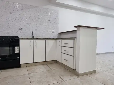 Departamento en Alquiler en Monte Grande, $ 630.000