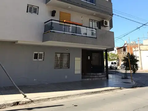 Departamento 1 dormitorio c/ patio en b° Gral Paz