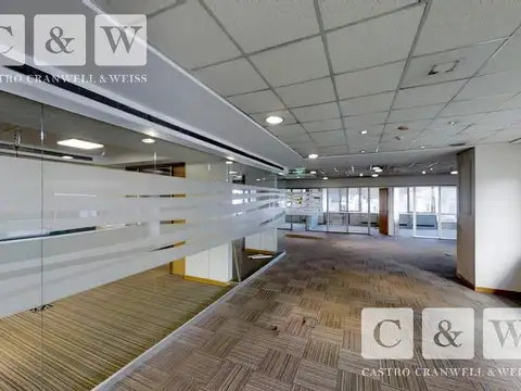 Oficina Monoambiente con 6 baños