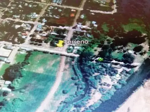 a 700 m de la ruta nac. 40